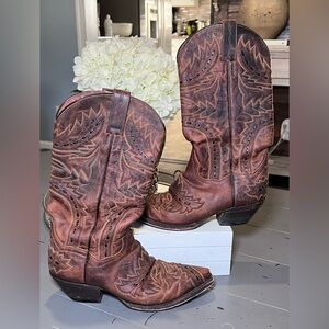 Dan Post Brown Western Leather Cowbo Stylish Embossed Design Women’s Sz 8